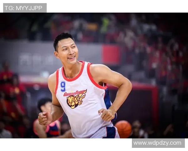 易建联的篮球传奇之路:从青涩少年到中国篮球的领军人物 易建联的篮球传奇之路:从青涩少年到中国篮球的领军人物